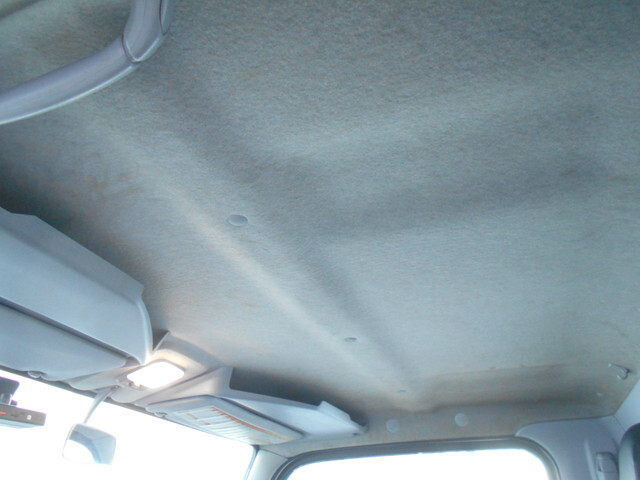 三菱ふそうキャンター平ボディ小型（2t・3t）[写真38]