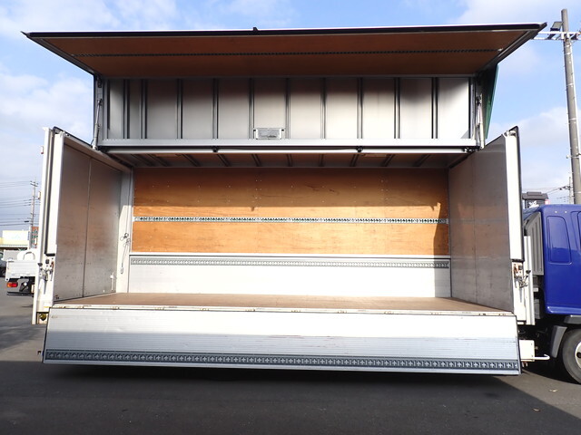 日野レンジャーアルミウイング中型（4t）[写真14]