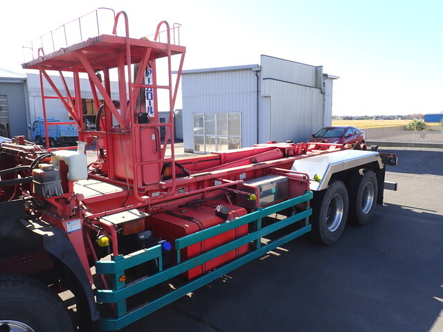 いすゞギガコンテナ専用車大型（10t）[写真18]