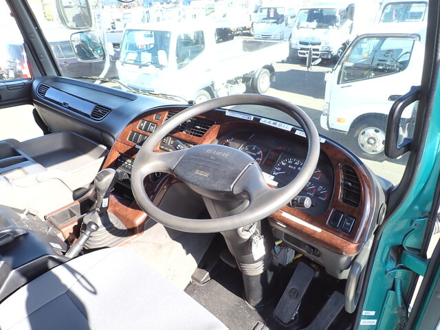 いすゞギガコンテナ専用車大型（10t）[写真26]