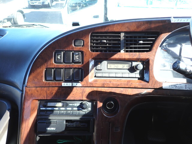 いすゞギガコンテナ専用車大型（10t）[写真31]