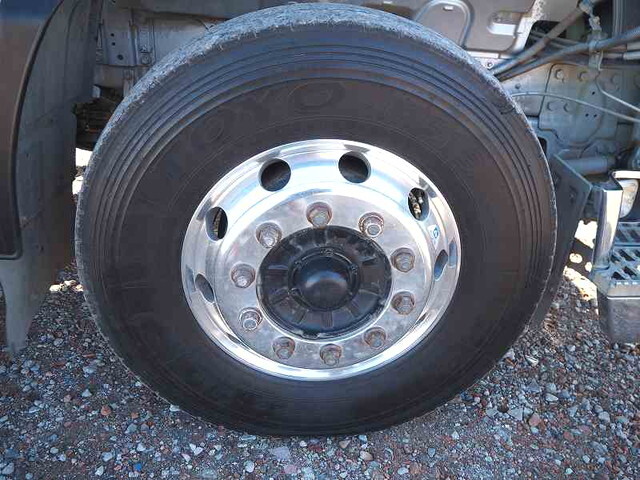 いすゞギガダンプ大型（10t）[写真10]