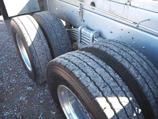 いすゞギガダンプ大型（10t）[写真14]