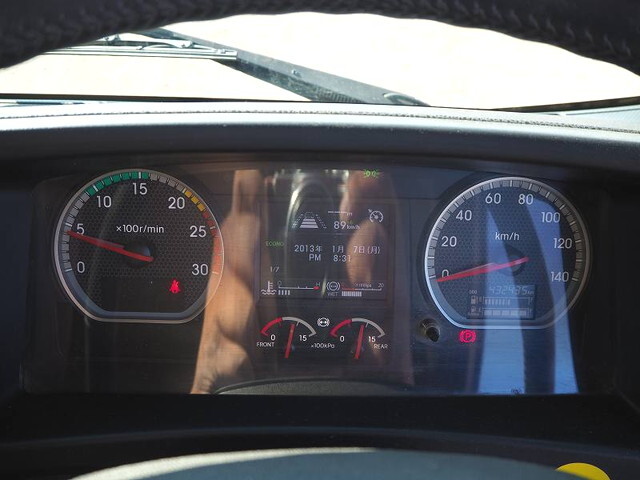 いすゞギガダンプ大型（10t）[写真39]