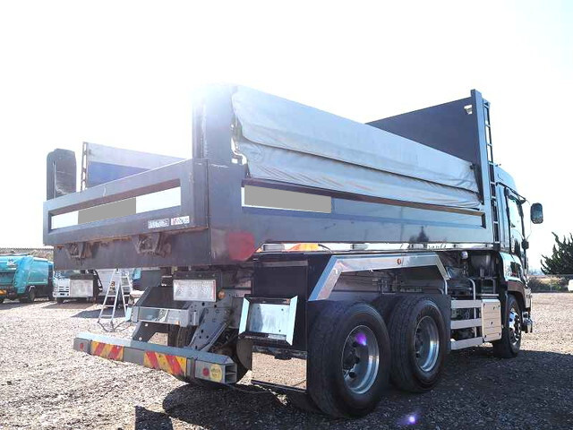 いすゞギガダンプ大型（10t）[写真04]