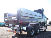 いすゞギガダンプ大型（10t）[写真05]