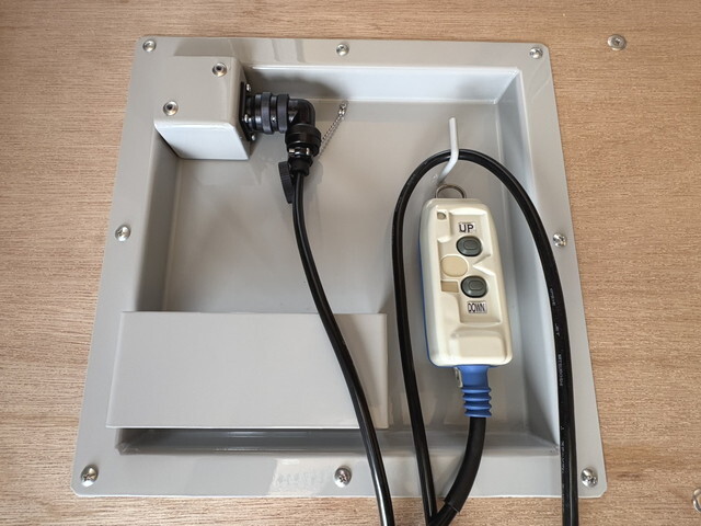 日野デュトロアルミバン小型（2t・3t）[写真17]