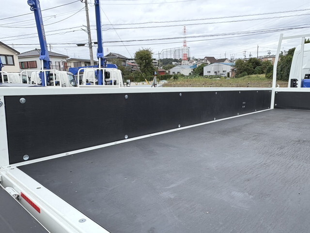 三菱ふそうキャンタークレーン4段小型（2t・3t）[写真10]