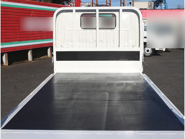 トヨタトヨエース平ボディ小型（2t・3t）[写真06]