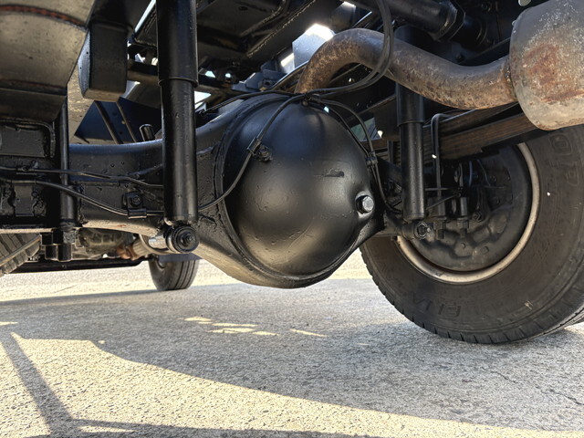 三菱ふそうキャンターコンテナ専用車小型（2t・3t）[写真13]