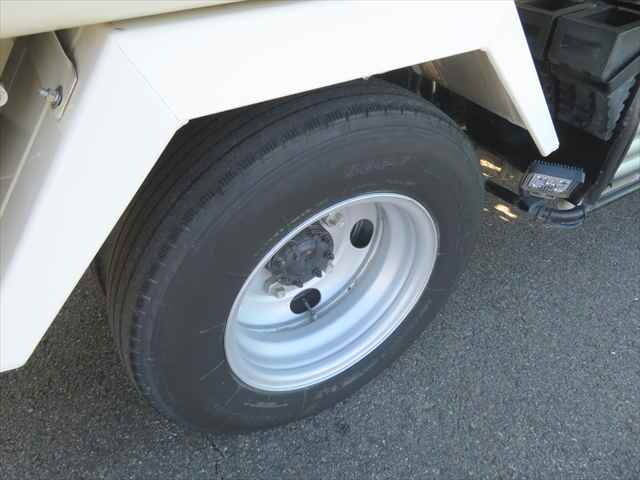 日野デュトロパッカー車（塵芥車）小型（2t・3t）[写真17]