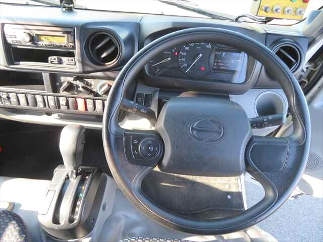 日野デュトロパッカー車（塵芥車）小型（2t・3t）[写真38]