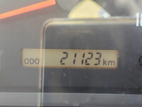 いすゞエルフ幌車小型（2t・3t）[写真26]