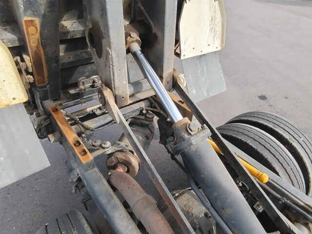 三菱ふそうキャンターダンプ小型（2t・3t）[写真10]