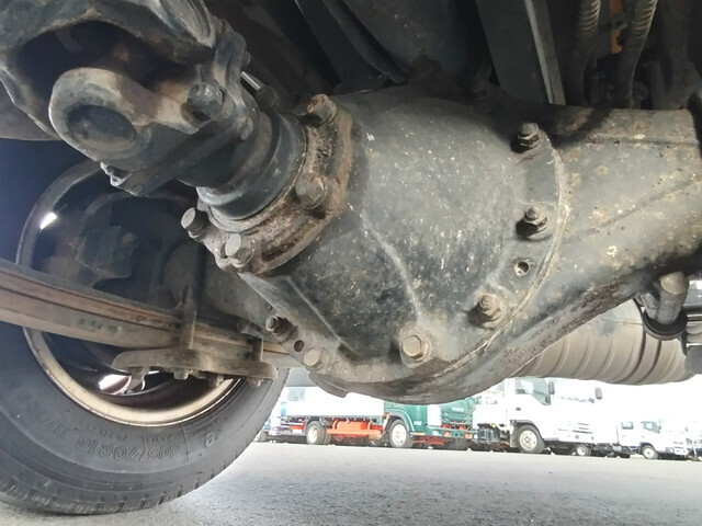 三菱ふそうキャンターダンプ小型（2t・3t）[写真19]