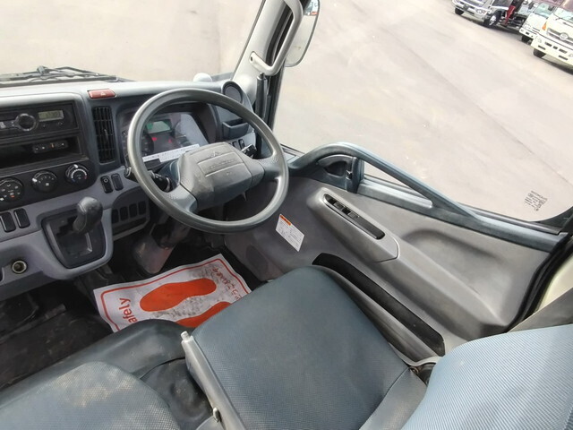 三菱ふそうキャンターダンプ小型（2t・3t）[写真24]