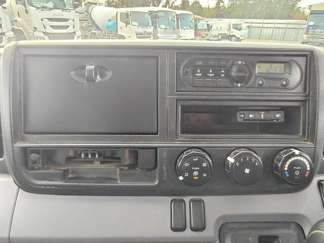 三菱ふそうキャンターダンプ小型（2t・3t）[写真26]