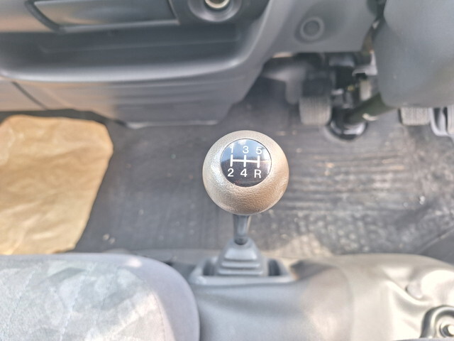 マツダボンゴバキュームカー小型（2t・3t）[写真10]