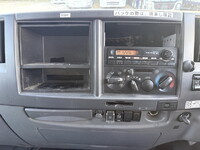 いすゞフォワードアルミウイング中型（4t）[写真36]