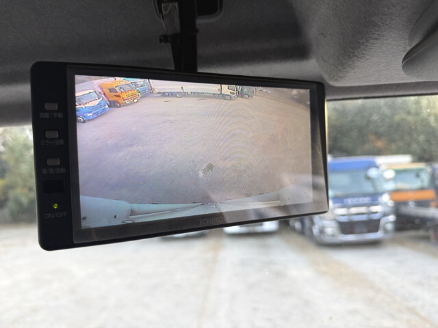 いすゞフォワードアルミウイング中型（4t）[写真36]