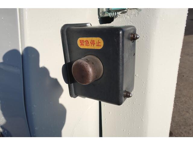 トヨタトヨエースパッカー車（塵芥車）小型（2t・3t）[写真10]