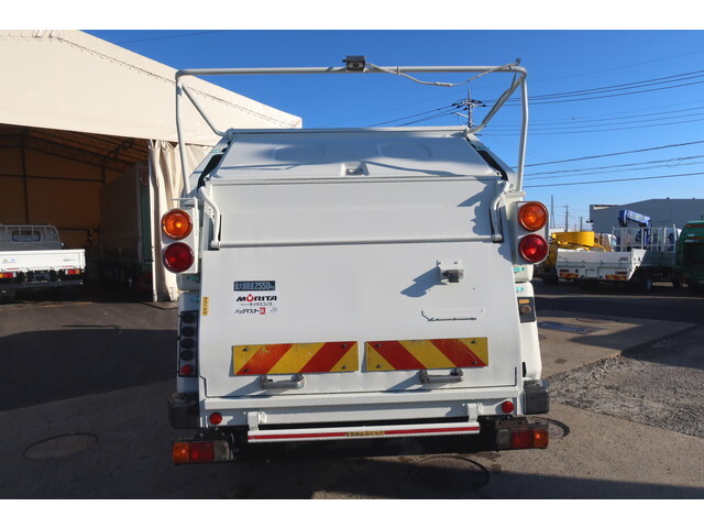 トヨタトヨエースパッカー車（塵芥車）小型（2t・3t）[写真06]