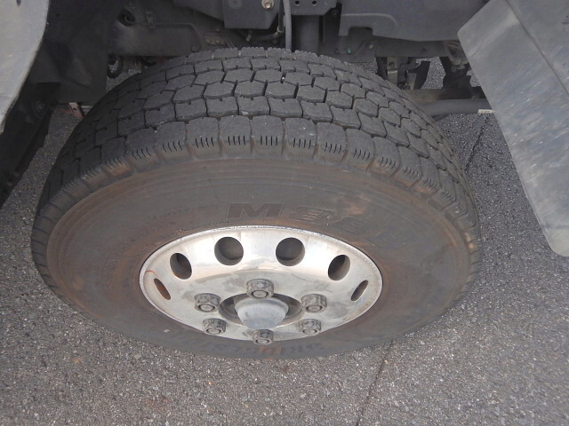 いすゞフォワード冷凍車（冷蔵車）増トン（6t・8t）[写真14]