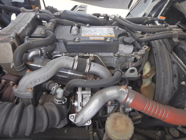 いすゞフォワード冷凍車（冷蔵車）増トン（6t・8t）[写真15]