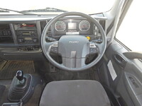 いすゞフォワード冷凍車（冷蔵車）増トン（6t・8t）[写真21]