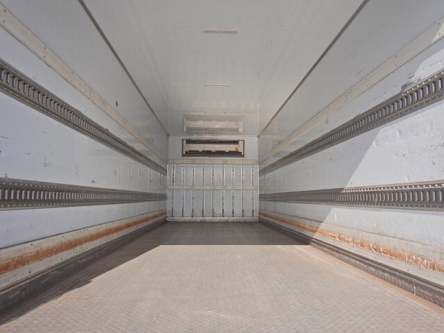 いすゞフォワード冷凍車（冷蔵車）増トン（6t・8t）[写真29]