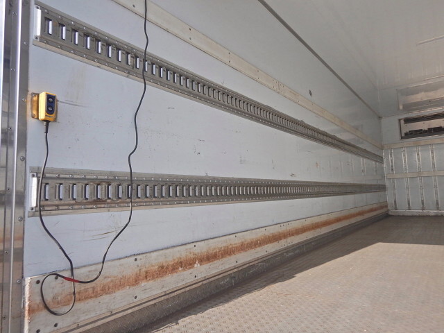 いすゞフォワード冷凍車（冷蔵車）増トン（6t・8t）[写真31]