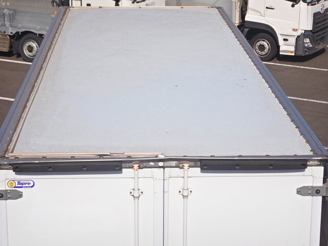 いすゞフォワード冷凍車（冷蔵車）増トン（6t・8t）[写真07]