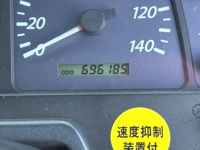 いすゞギガトレーラーヘッド（トラクターヘッド）大型（10t）[写真23]