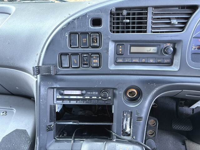 いすゞギガトレーラーヘッド（トラクターヘッド）大型（10t）[写真25]