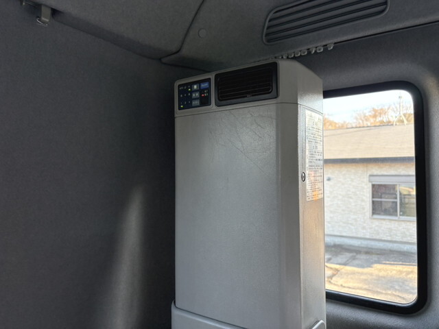 いすゞギガトレーラーヘッド（トラクターヘッド）大型（10t）[写真28]