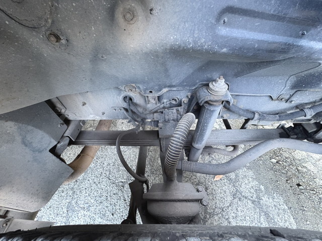 いすゞギガトレーラーヘッド（トラクターヘッド）大型（10t）[写真34]