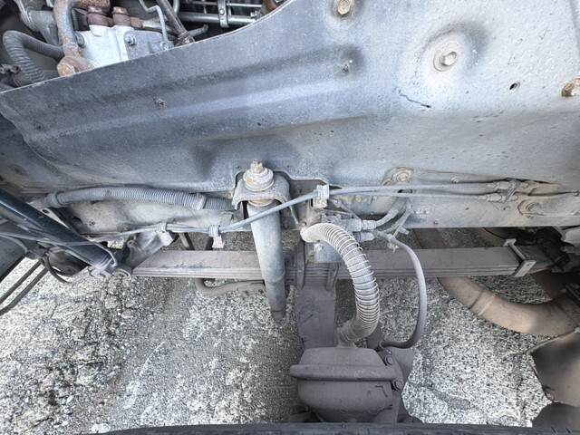 いすゞギガトレーラーヘッド（トラクターヘッド）大型（10t）[写真35]