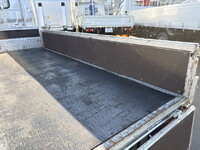 トヨタトヨエース平ボディ小型（2t・3t）[写真12]