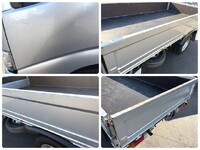 トヨタトヨエース平ボディ小型（2t・3t）[写真23]