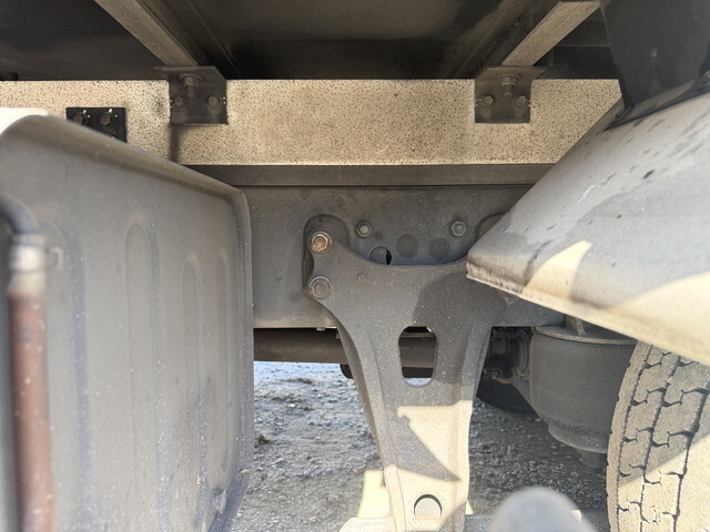 いすゞフォワード冷凍車（冷蔵車）中型（4t）[写真22]