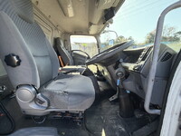 いすゞフォワード冷凍車（冷蔵車）中型（4t）[写真33]