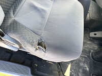 いすゞフォワード冷凍車（冷蔵車）中型（4t）[写真36]