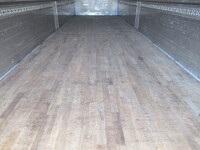 いすゞギガアルミウイング大型（10t）[写真14]