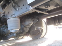 いすゞギガアルミウイング大型（10t）[写真23]