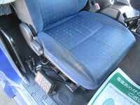 いすゞギガアルミウイング大型（10t）[写真27]