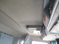 いすゞギガアルミウイング大型（10t）[写真29]