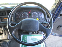 いすゞギガアルミウイング大型（10t）[写真31]