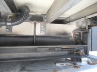 いすゞフォワード冷凍車（冷蔵車）中型（4t）[写真23]