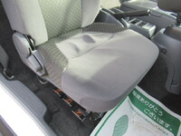 いすゞフォワード冷凍車（冷蔵車）中型（4t）[写真28]