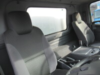 いすゞフォワード冷凍車（冷蔵車）中型（4t）[写真29]